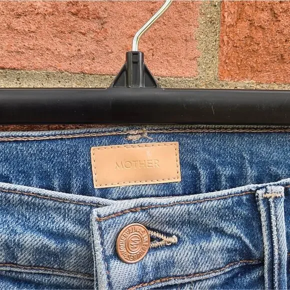 Mother Denim The Insider Ankle in Bloom And Doom Size 33